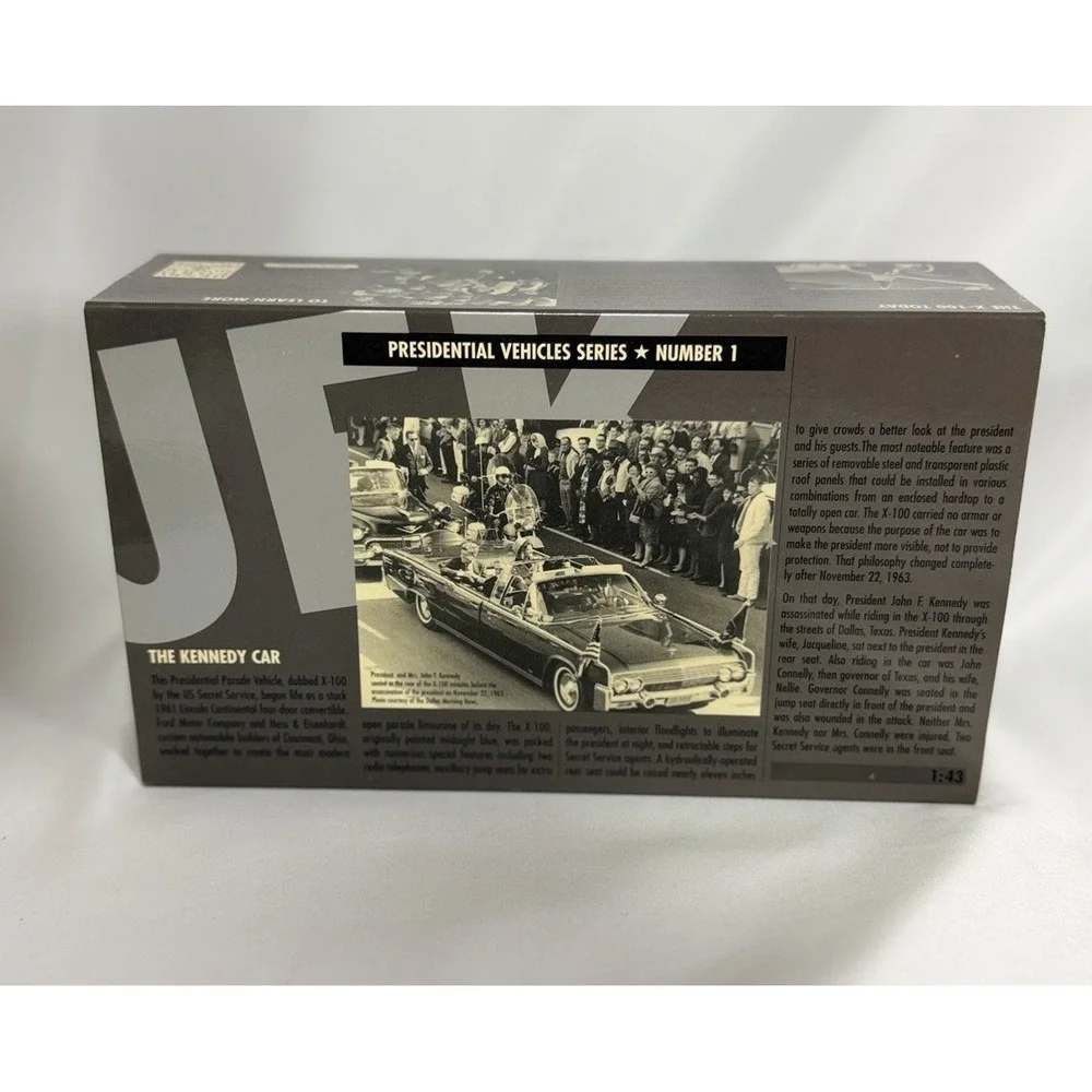 Minichamps 1961 JFK Kennedy Presidential Parade Lincoln Continental X-100 1:43